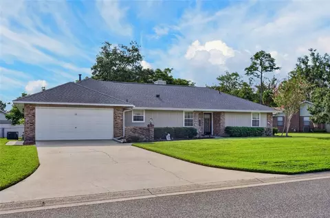 Exterior - 3765 SE 29th Ct, Ocala, FL 34471 photo 2 of 9