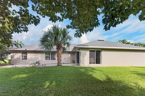 Exterior - 3765 SE 29th Ct, Ocala, FL 34471 photo 7 of 9