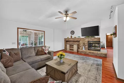 Living - 3765 SE 29th Ct, Ocala, FL 34471 photo 1 of 3