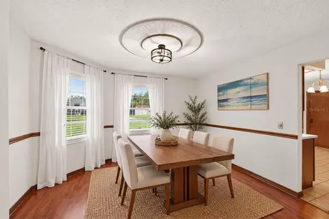 Dining - 3765 SE 29th Ct, Ocala, FL 34471 photo 2 of 2