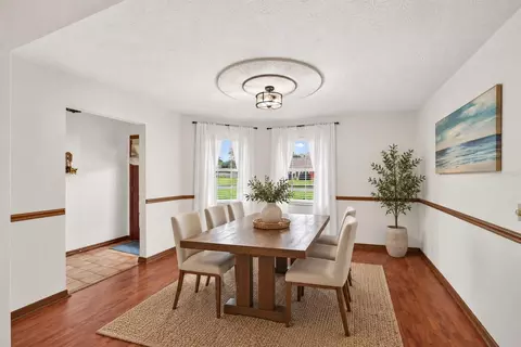 Dining - 3765 SE 29th Ct, Ocala, FL 34471 photo 1 of 2