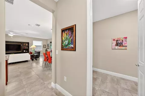Entry Way - 10327 SW 96th Loop, Ocala, FL 34481 photo 4 of 9