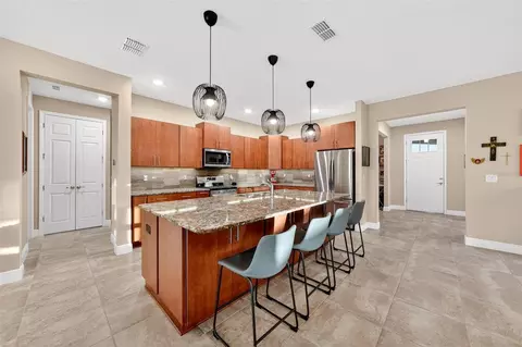 Kitchen - 10327 SW 96th Loop, Ocala, FL 34481 photo 1 of 7
