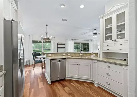 Kitchen - 450 SW 125th Ave, Ocala, FL 34481 photo 2 of 3