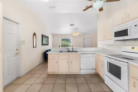 Kitchen - 8 Pecan Drive Run, Ocala, FL 34472 photo 2 of 3