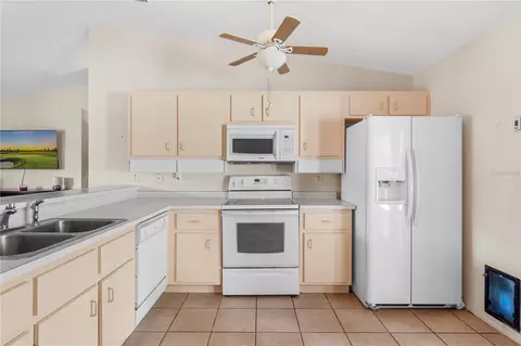 Kitchen - 8 Pecan Drive Run, Ocala, FL 34472 photo 1 of 3