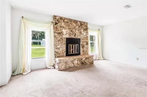 Living - Undisclosed, Williston, FL 32696 photo 1 of 6