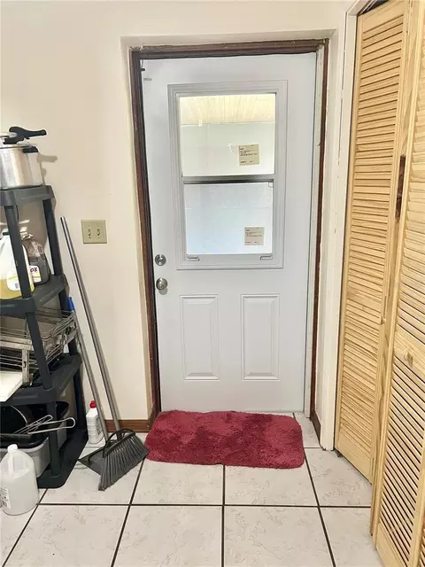 Entry Way - 16 Oak Pass Loop, Ocala, FL 34472 photo 5 of 5