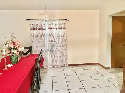 Dining - 16 Oak Pass Loop, Ocala, FL 34472 photo 2 of 2