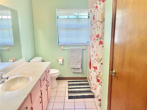Bath - 16 Oak Pass Loop, Ocala, FL 34472 photo 1 of 5