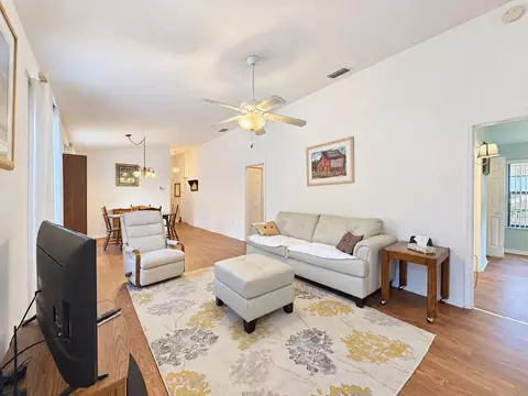 Living - 2127 NE 40th Ave, Ocala, FL 34470 photo 3 of 5