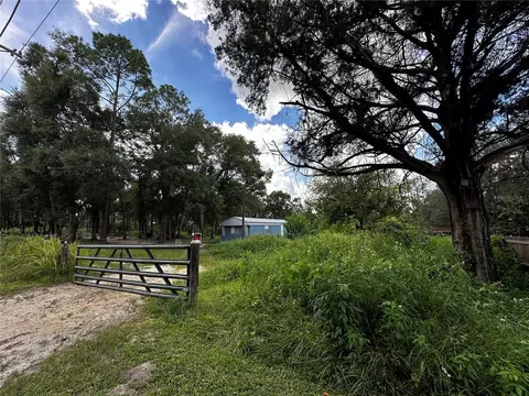 418 N Pine St, Bronson, FL 32621 photo 11