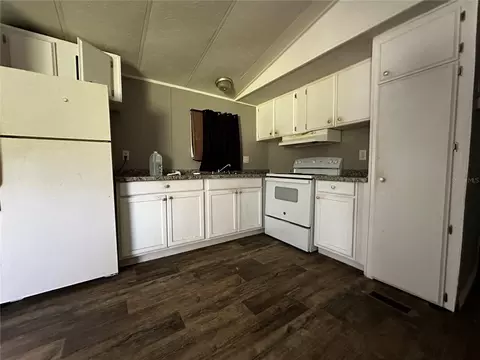 418 N Pine St, Bronson, FL 32621 photo 43