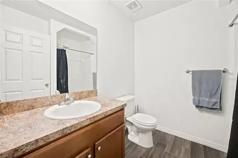 Bath - Undisclosed, Williston, FL 32696 photo 1 of 2