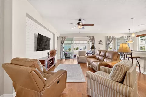 Living - 9432 SW 66th Loop, Ocala, FL 34481 photo 2 of 7