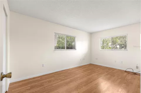 Bedroom - 11284 SW 79th Ave, Ocala, FL 34476 photo 4 of 9