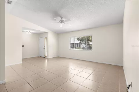 Living - 11284 SW 79th Ave, Ocala, FL 34476 photo 5 of 13