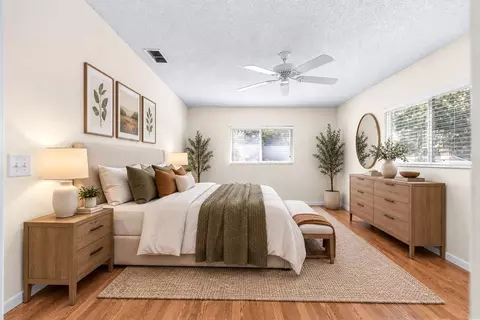 Bedroom - 11284 SW 79th Ave, Ocala, FL 34476 photo 7 of 9