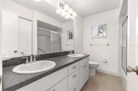 Bath - 11284 SW 79th Ave, Ocala, FL 34476 photo 3 of 4