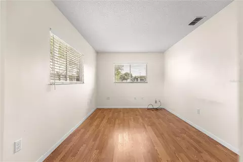 Bedroom - 11284 SW 79th Ave, Ocala, FL 34476 photo 5 of 9