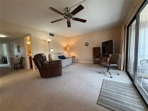 Living - 637 Midway Dr #A, Ocala, FL 34472 photo 1 of 2