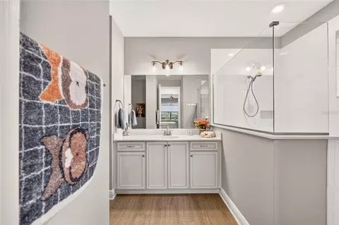 Bath - 8331 SW 97th Ave, Ocala, FL 34481 photo 7 of 11