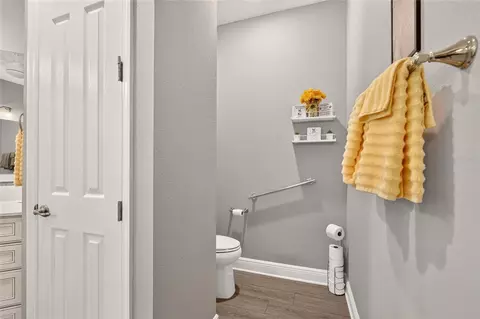 Bath - 8331 SW 97th Ave, Ocala, FL 34481 photo 6 of 11