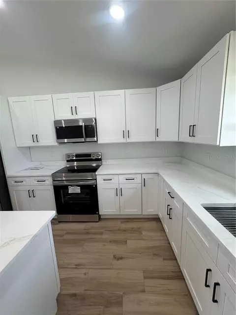 Kitchen - 7 Pine Trce, Ocala, FL 34472 photo 4 of 6