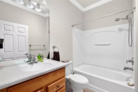 Bath - 9419 SW 66th Loop, Ocala, FL 34481 photo 2 of 2