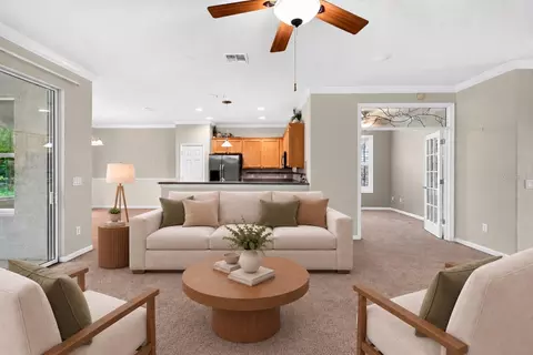 Living - 9419 SW 66th Loop, Ocala, FL 34481 photo 4 of 5