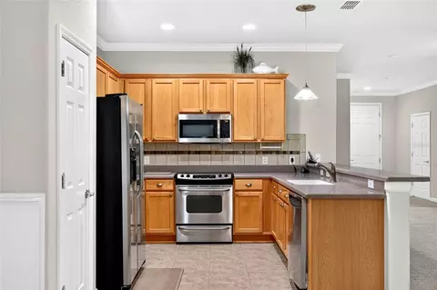 Kitchen - 9419 SW 66th Loop, Ocala, FL 34481 photo 1 of 1