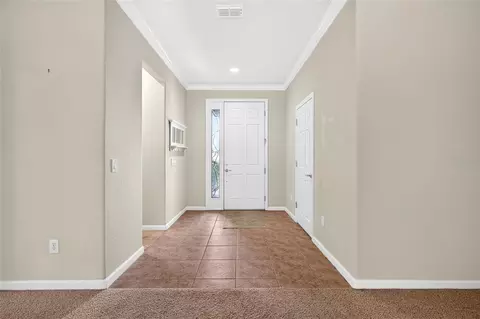 Entry Way - 9419 SW 66th Loop, Ocala, FL 34481 photo 2 of 4