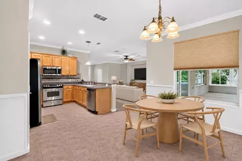 Dining - 9419 SW 66th Loop, Ocala, FL 34481 photo 3 of 3