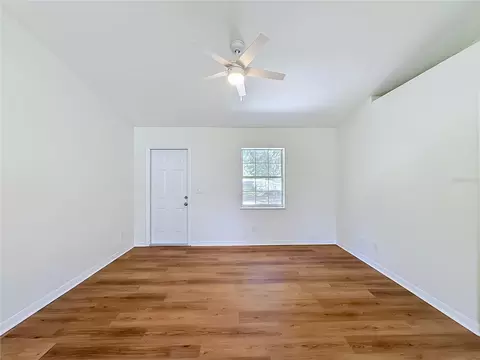 Living - 7946 Juniper Rd, Ocala, FL 34480 photo 4 of 10