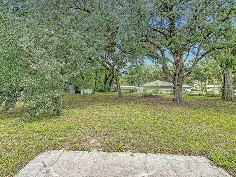 Exterior - 7946 Juniper Rd, Ocala, FL 34480 photo 5 of 6