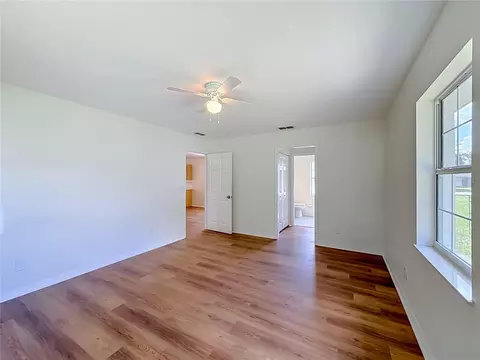 Living - 7946 Juniper Rd, Ocala, FL 34480 photo 9 of 10