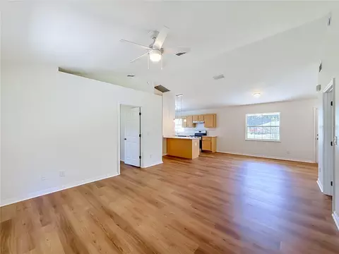 Living - 7946 Juniper Rd, Ocala, FL 34480 photo 7 of 10