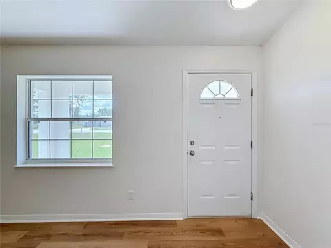 Entry Way - 7946 Juniper Rd, Ocala, FL 34480 photo 1 of 2