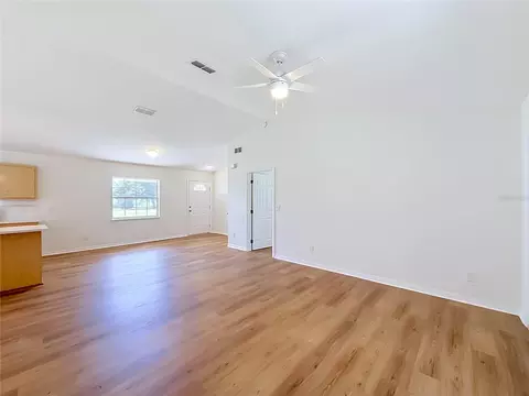 Living - 7946 Juniper Rd, Ocala, FL 34480 photo 6 of 10