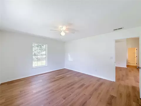 Bedroom - 7946 Juniper Rd, Ocala, FL 34480 photo 6 of 6