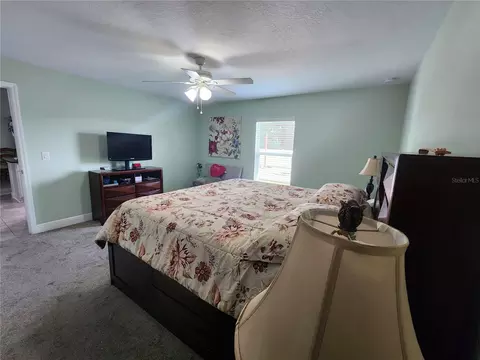 Bedroom - 24 Dogwood Drive Loop, Ocala, FL 34472 photo 2 of 4