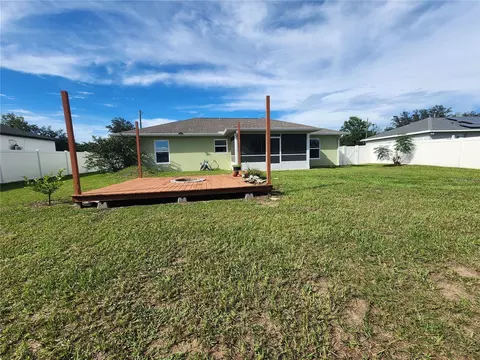 Exterior - 24 Dogwood Drive Loop, Ocala, FL 34472 photo 8 of 13