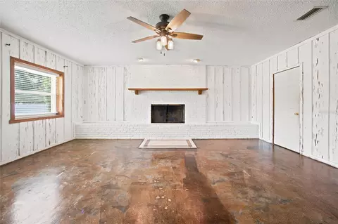 Living - 3807 SE 8th St, Ocala, FL 34471 photo 4 of 5
