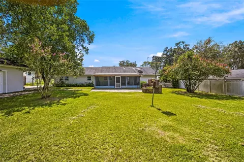 Exterior - 3807 SE 8th St, Ocala, FL 34471 photo 7 of 9