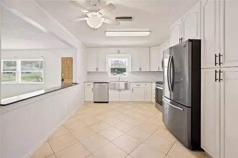 Kitchen - 3807 SE 8th St, Ocala, FL 34471 photo 2 of 3