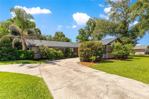 2130 NE 10th St, Ocala, FL 34470