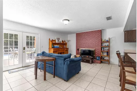 Living - 2130 NE 10th St, Ocala, FL 34470 photo 1 of 2