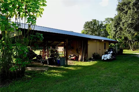 Exterior - 11690 NW 160th St, Reddick, FL 32686 photo 8 of 22
