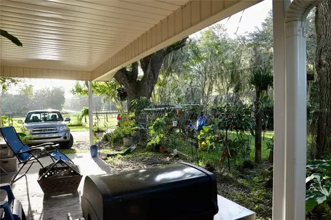 Exterior - 11690 NW 160th St, Reddick, FL 32686 photo 18 of 22