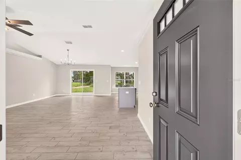 Entry Way - 7166 Hemlock Rd, Ocala, FL 34472 photo 2 of 8
